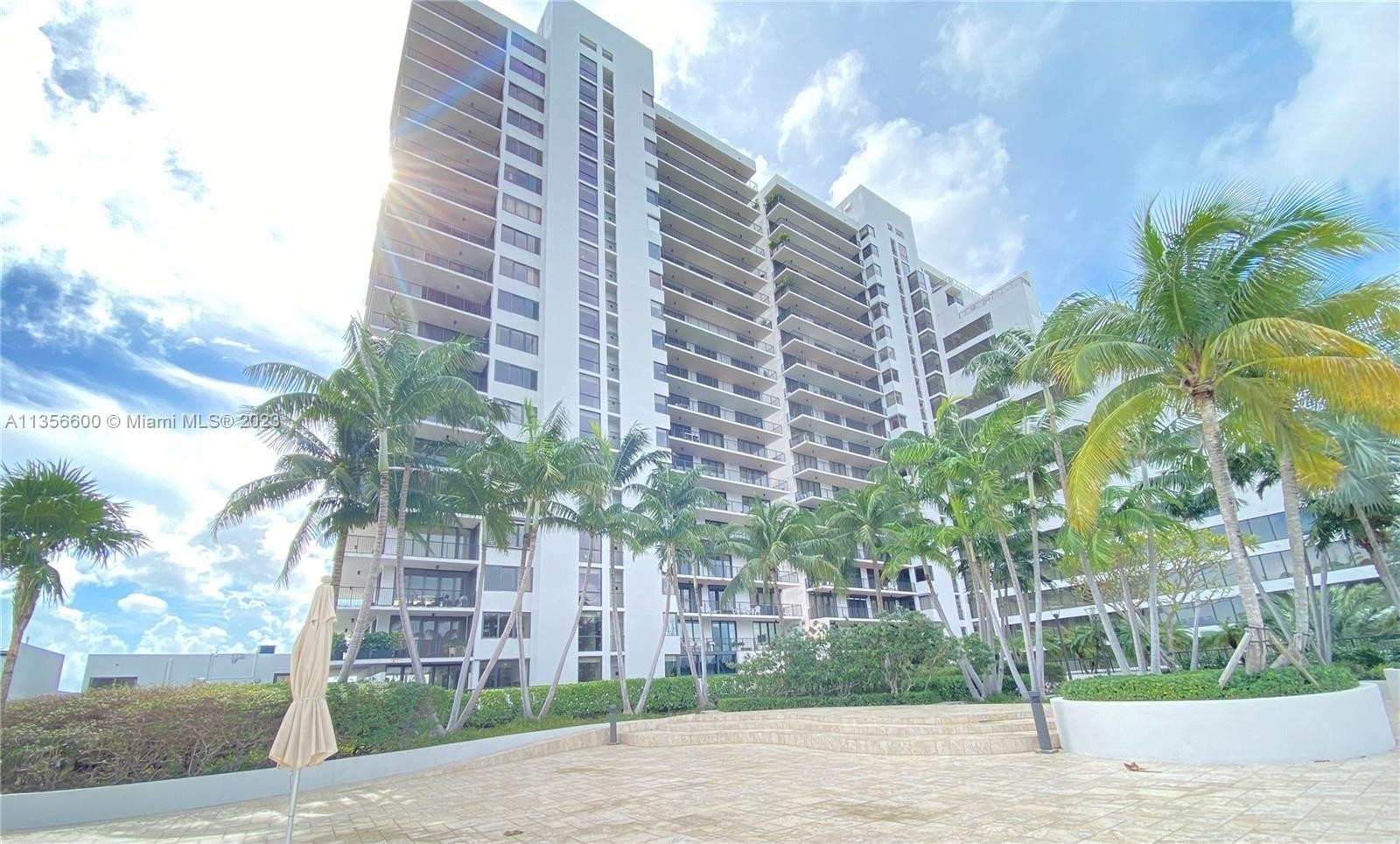 35. Condominiums for Sale at 1000 Venetian Way, 1902 Venetian Islands, Miami, FL 33139