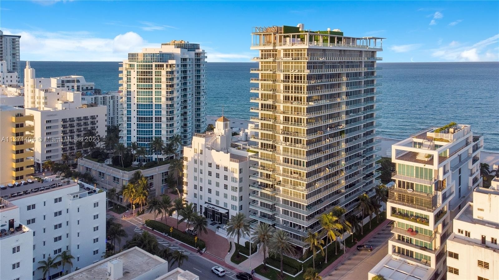 26. Condominiums for Sale at 3737 Collins Ave, S-1704 Ocean Front, Miami Beach, FL 33140