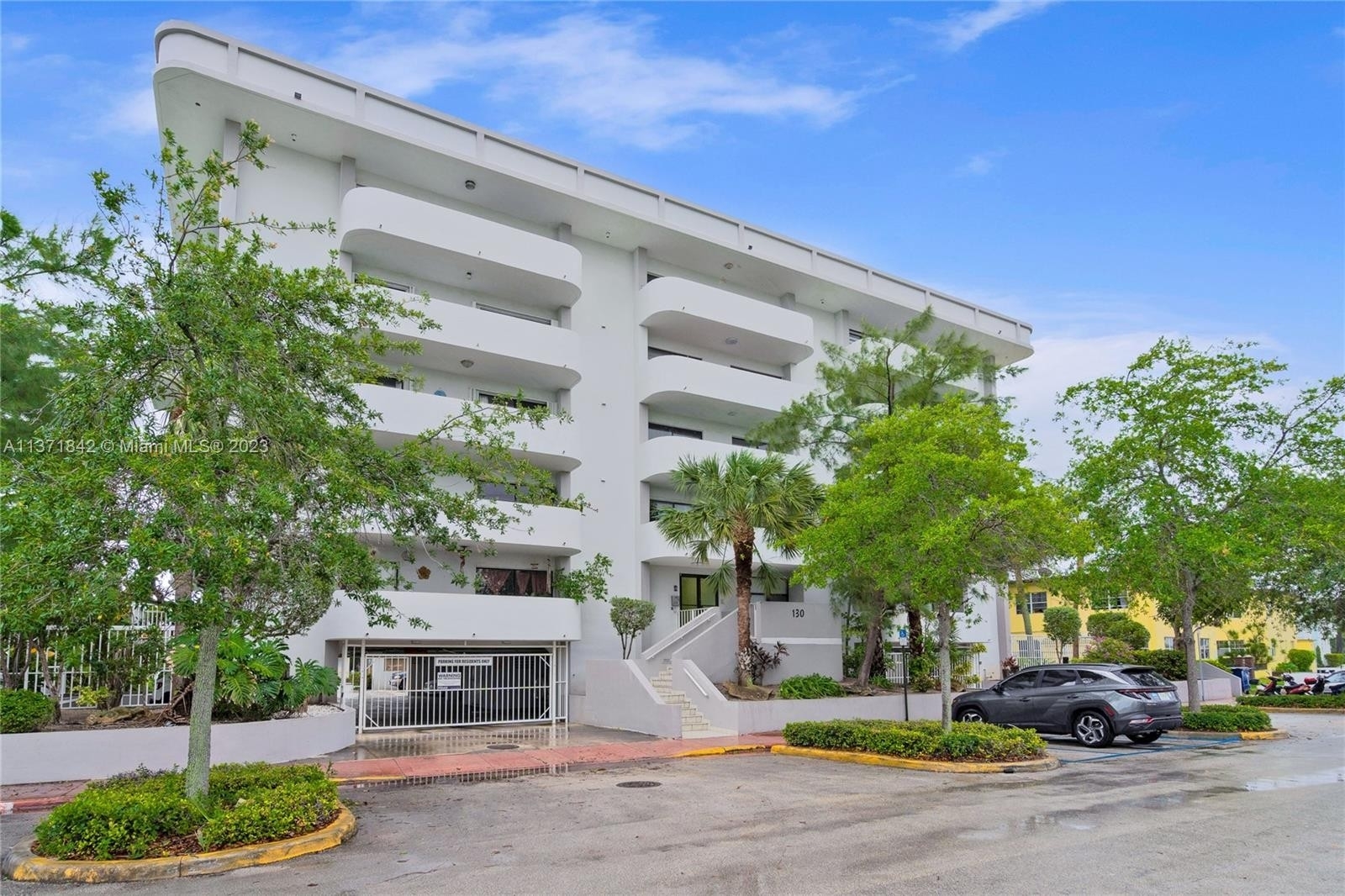 Property at 130 S Shore Dr, 6C Normandy Shores, Miami Beach, FL 33141