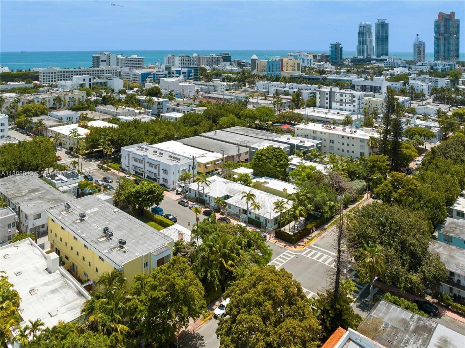 Condominium for Sale at 826 7th St, 6 South Beach, Miami Beach, FL 33139