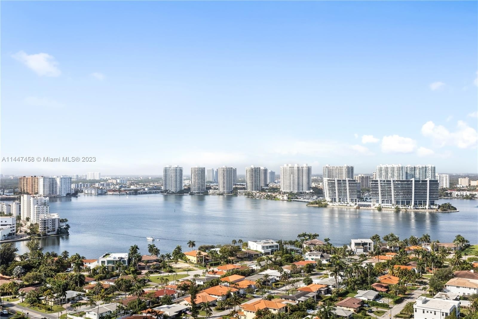 20. Condominiums for Sale at 18911 Collins Ave, 2805 North Biscayne Beach, Sunny Isles Beach, FL 33160