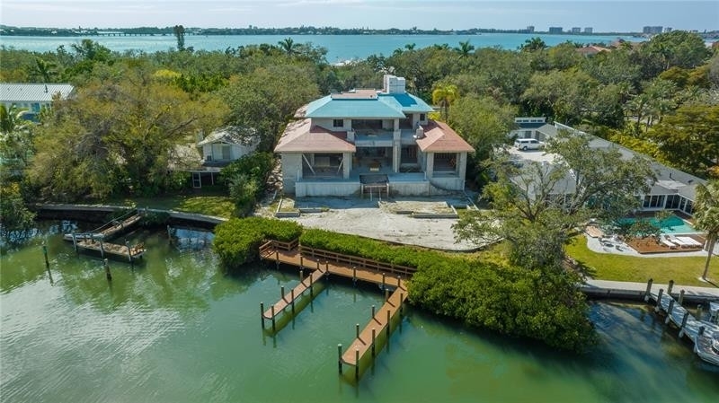 8. Single Family Homes for Sale at Harbor Acres, Sarasota, FL 34239