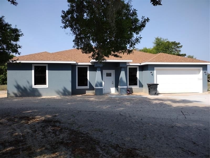 Maison unifamiliale pour l Vente à Ridge Manor, Dade City, FL 33523