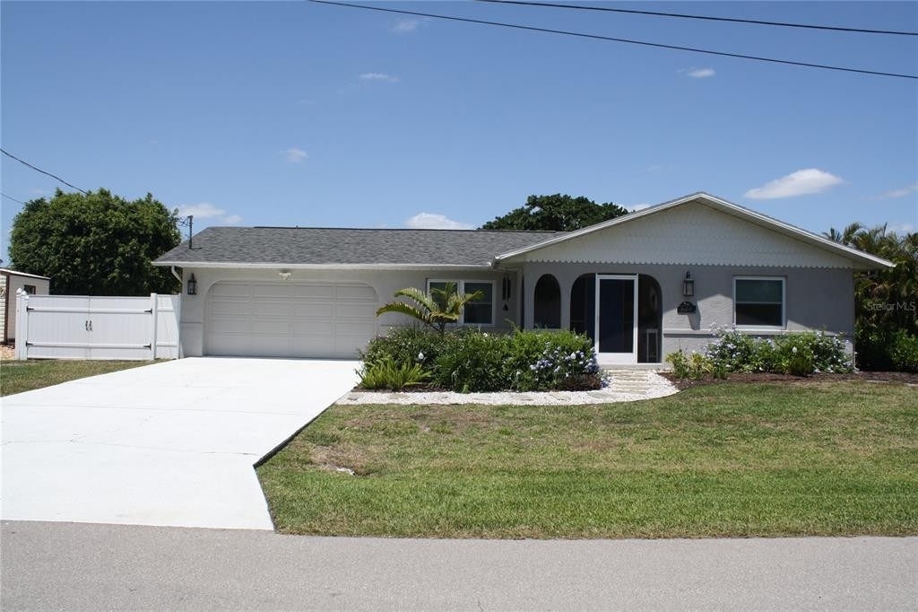 Single Family Home for Sale at Charlotte Park, Punta Gorda, FL 33950