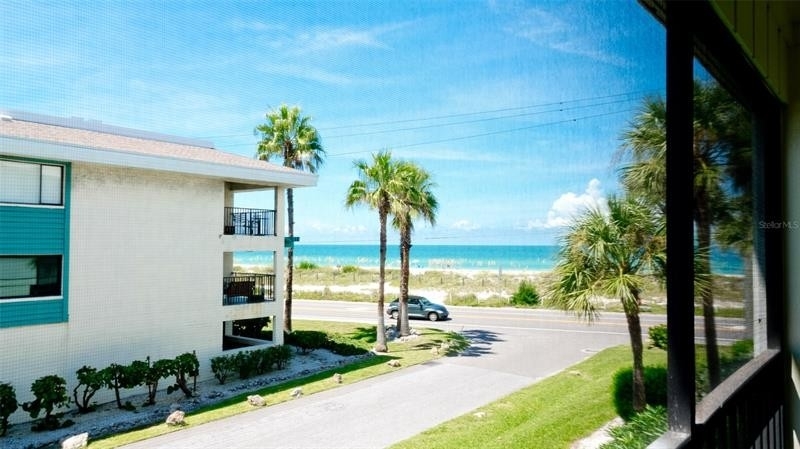 29. Condominiums for Sale at 601 GULF DRIVE N, 104 Bradenton Beach, FL 34217
