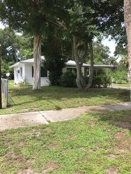 23. Single Family Homes 為 特賣 在 Bayou Oaks, Sarasota, FL 34234