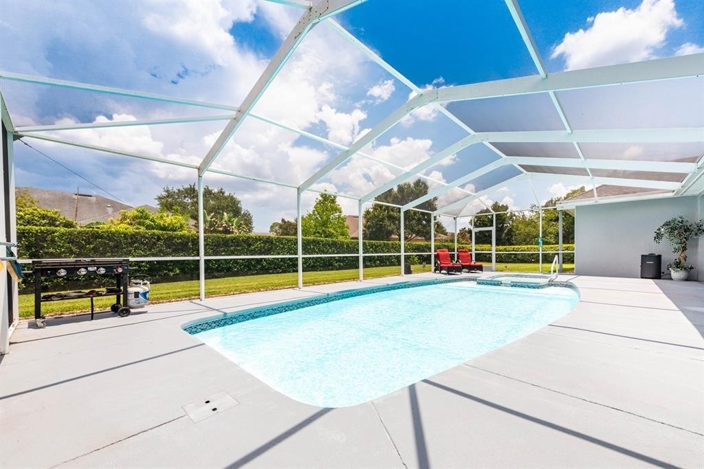 30. Single Family Homes for Sale at Cypresswood Country Club, Winter Haven, FL 33884