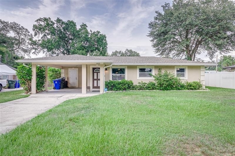 Single Family Home for Sale at Camphor, Lakeland, FL 33803