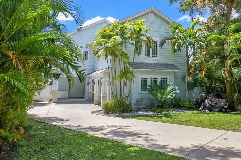 8. Single Family Homes for Sale at Old Bay District, Clearwater, FL 33755