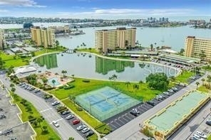 31. Condominiums for Sale at 4780 COVE CIRCLE, 209 St. Petersburg, FL 33708
