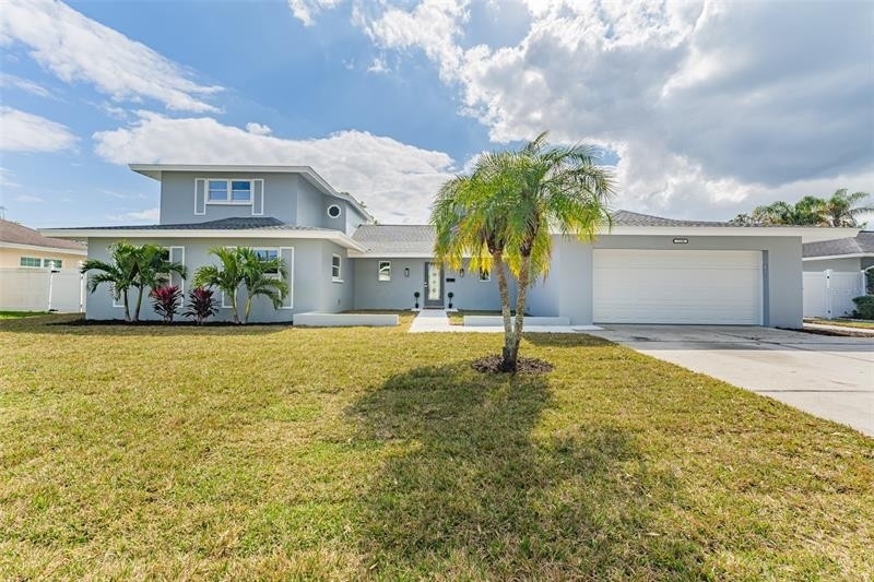 Single Family Home for Sale at Barcley Estates, St. Petersburg, FL 33702