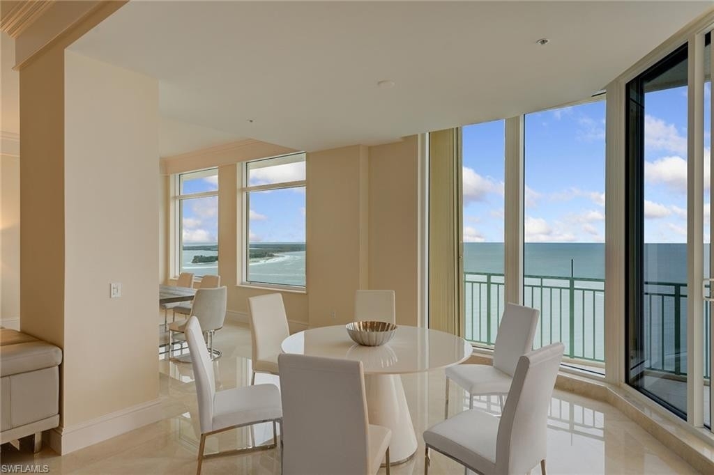 16. Single Family Homes for Sale at 970 Cape Marco DR, 2506 Marco Beach, Marco Island, FL 34145