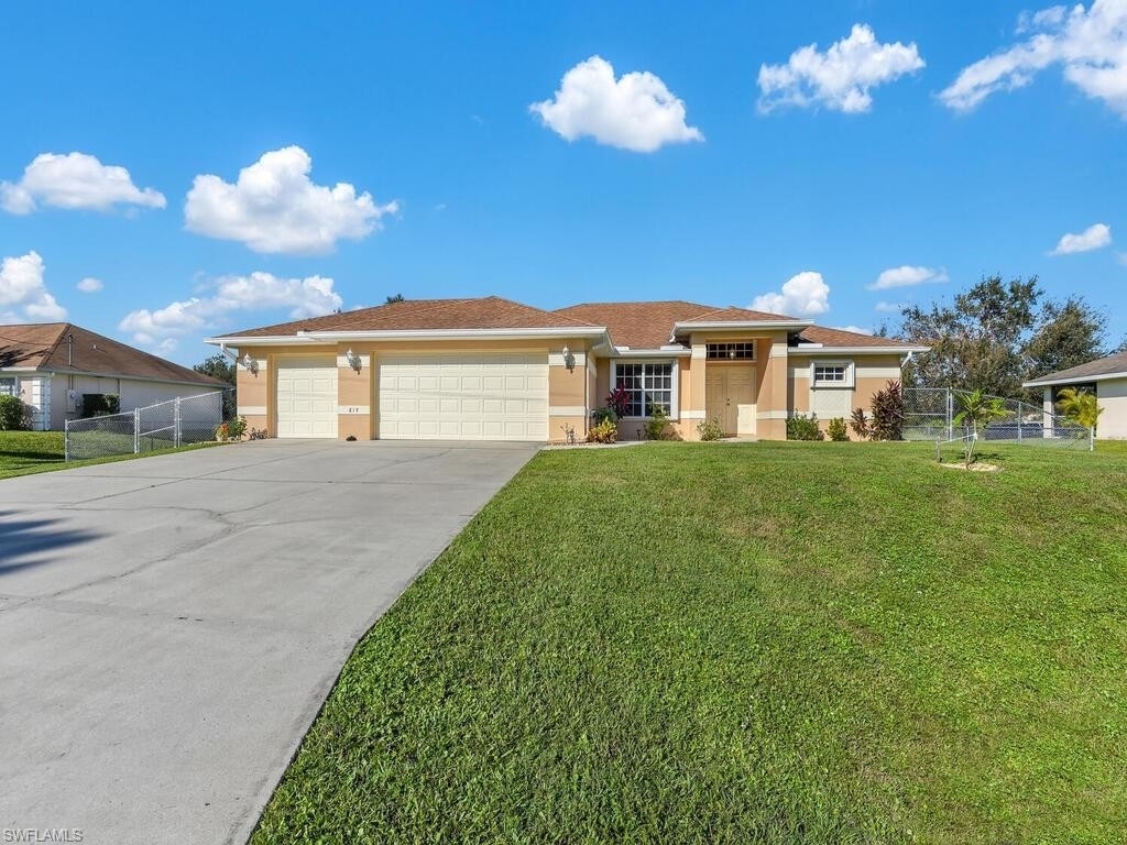 2. Single Family Homes for Sale at Richmond, Lehigh Acres, FL 33972