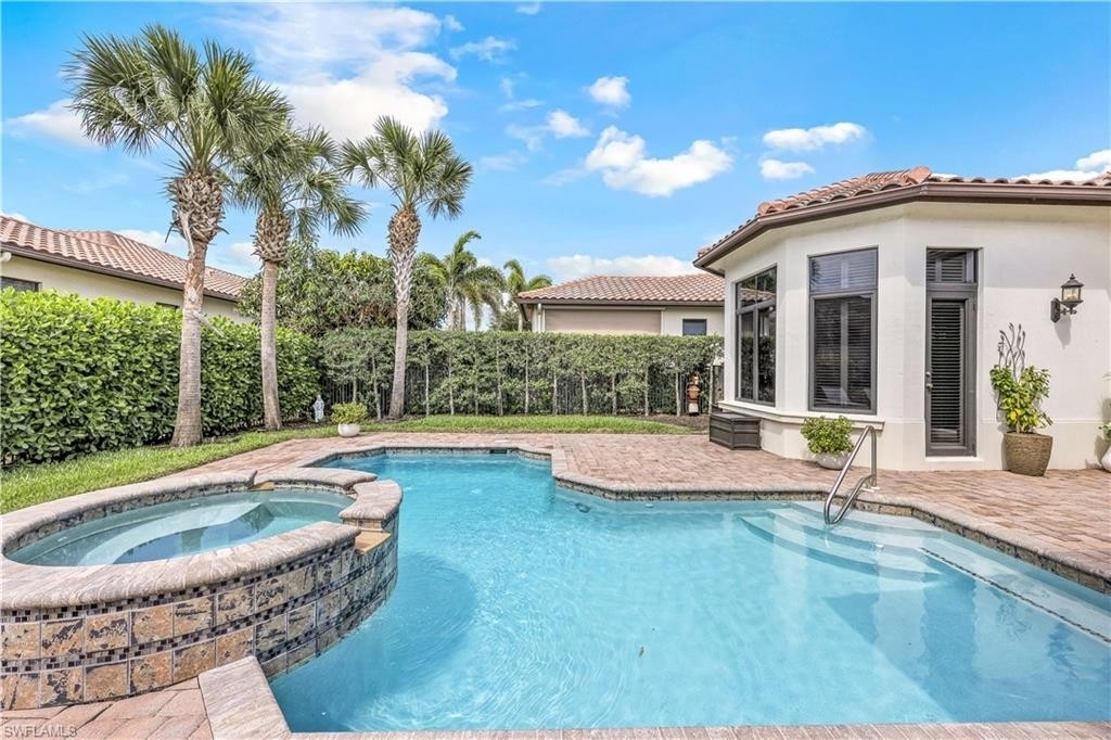 Single Family Home for Sale at Grey Oaks, Naples, FL 34105
