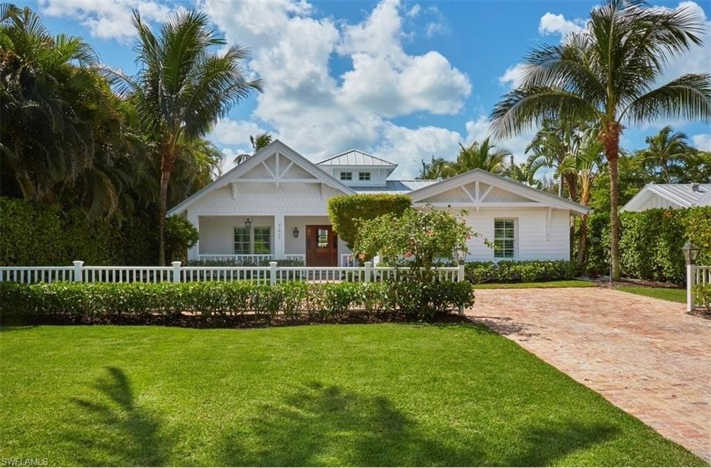 Single Family Home for Sale at Old Naples, Naples, FL 34102