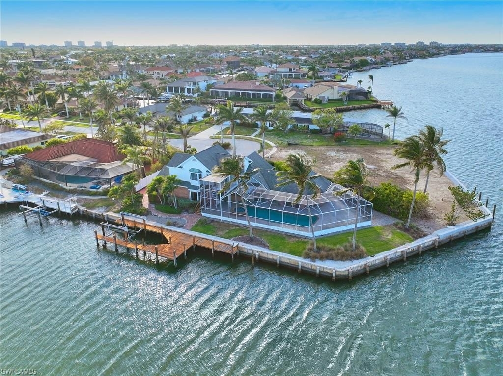 10. Single Family Homes for Sale at Marco Beach, Marco Island, FL 34145