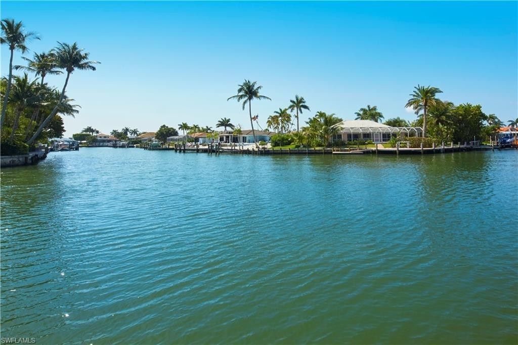 8. Single Family Homes for Sale at Marco Beach, Marco Island, FL 34145