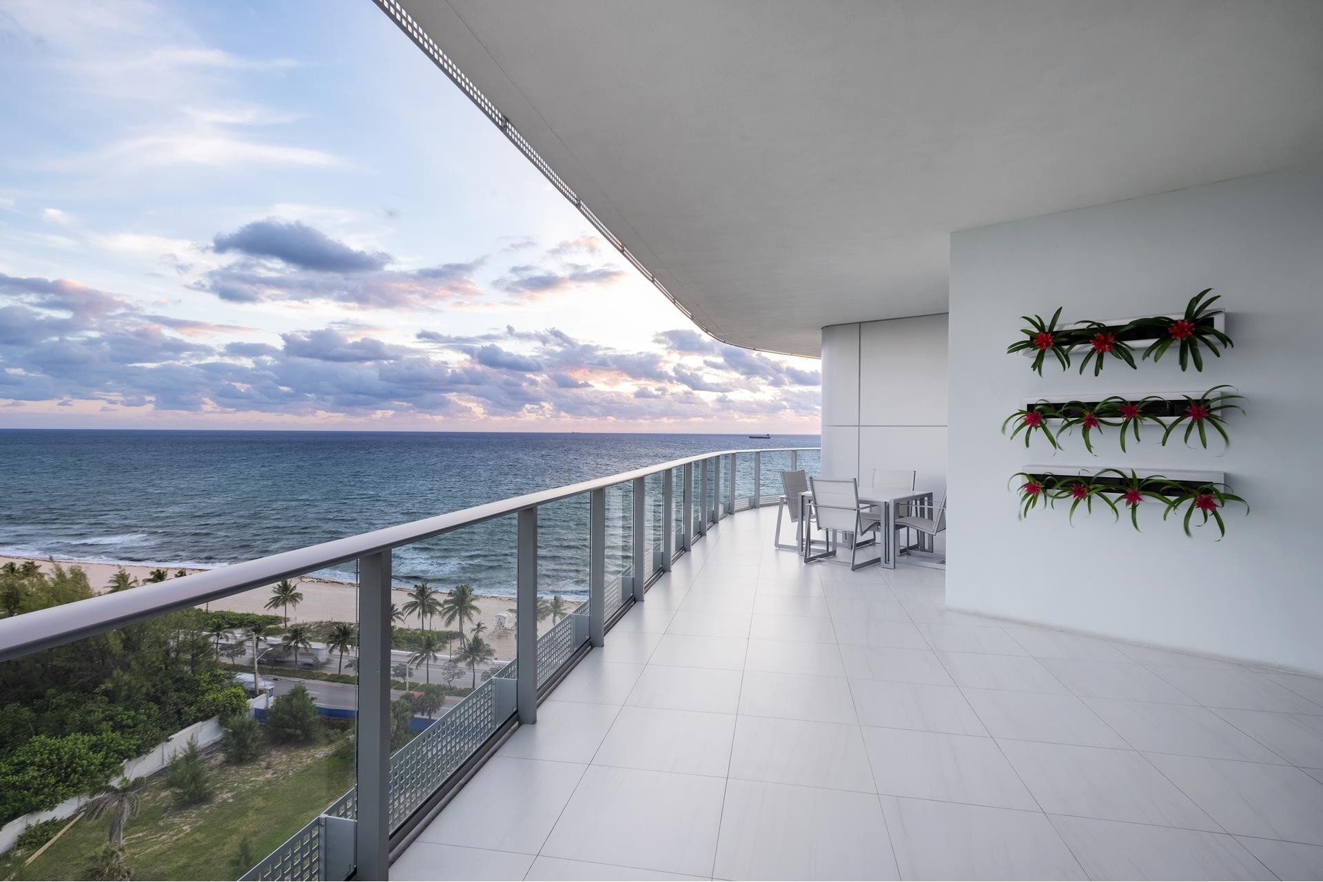 10. Condominiums для того Продажа на 701 N Fort Lauderdale Beach Blvd , 1202 Birch Oceanfront, Fort Lauderdale, FL 33304