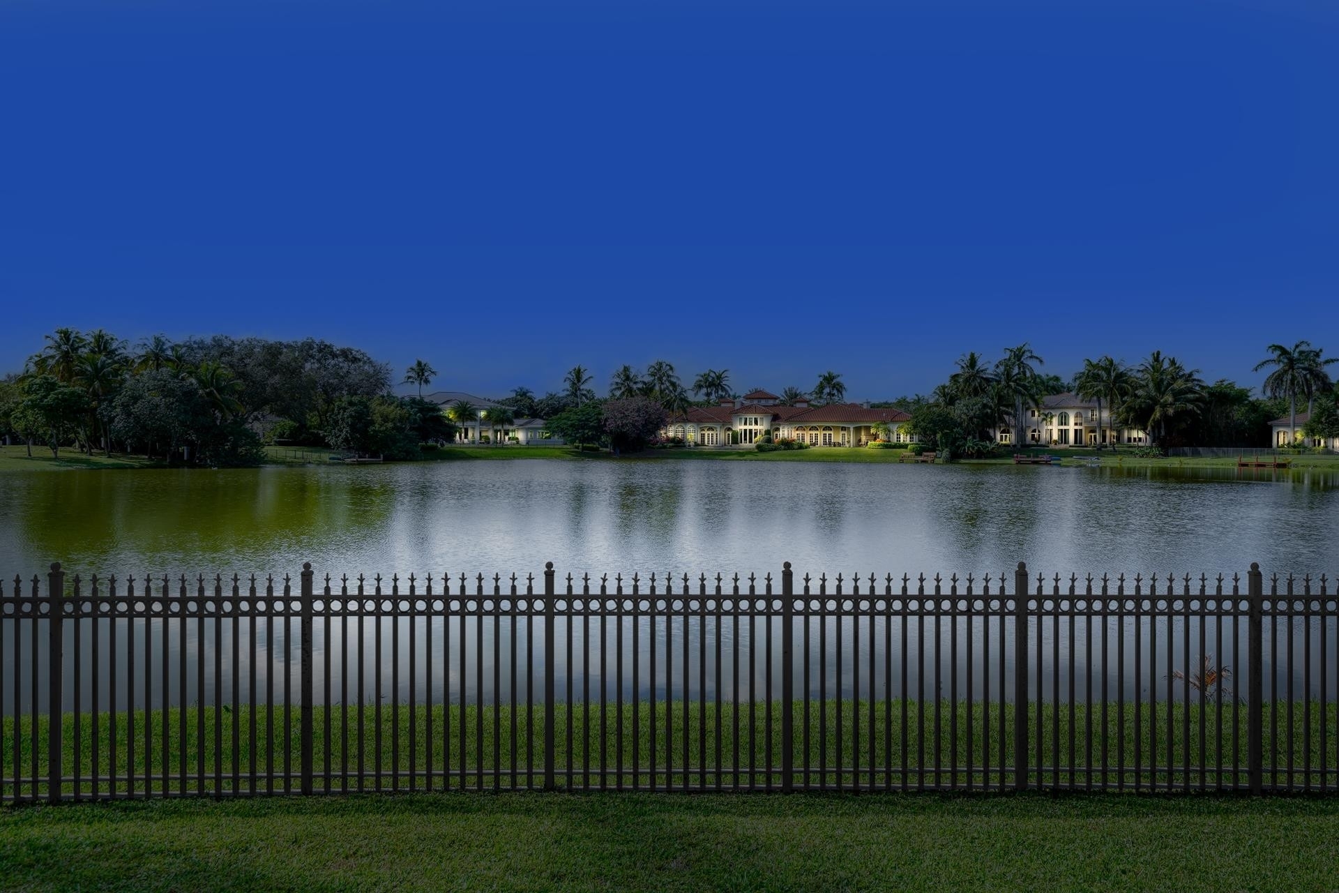 18. Single Family Homes for Sale at Boca Raton, FL 33496