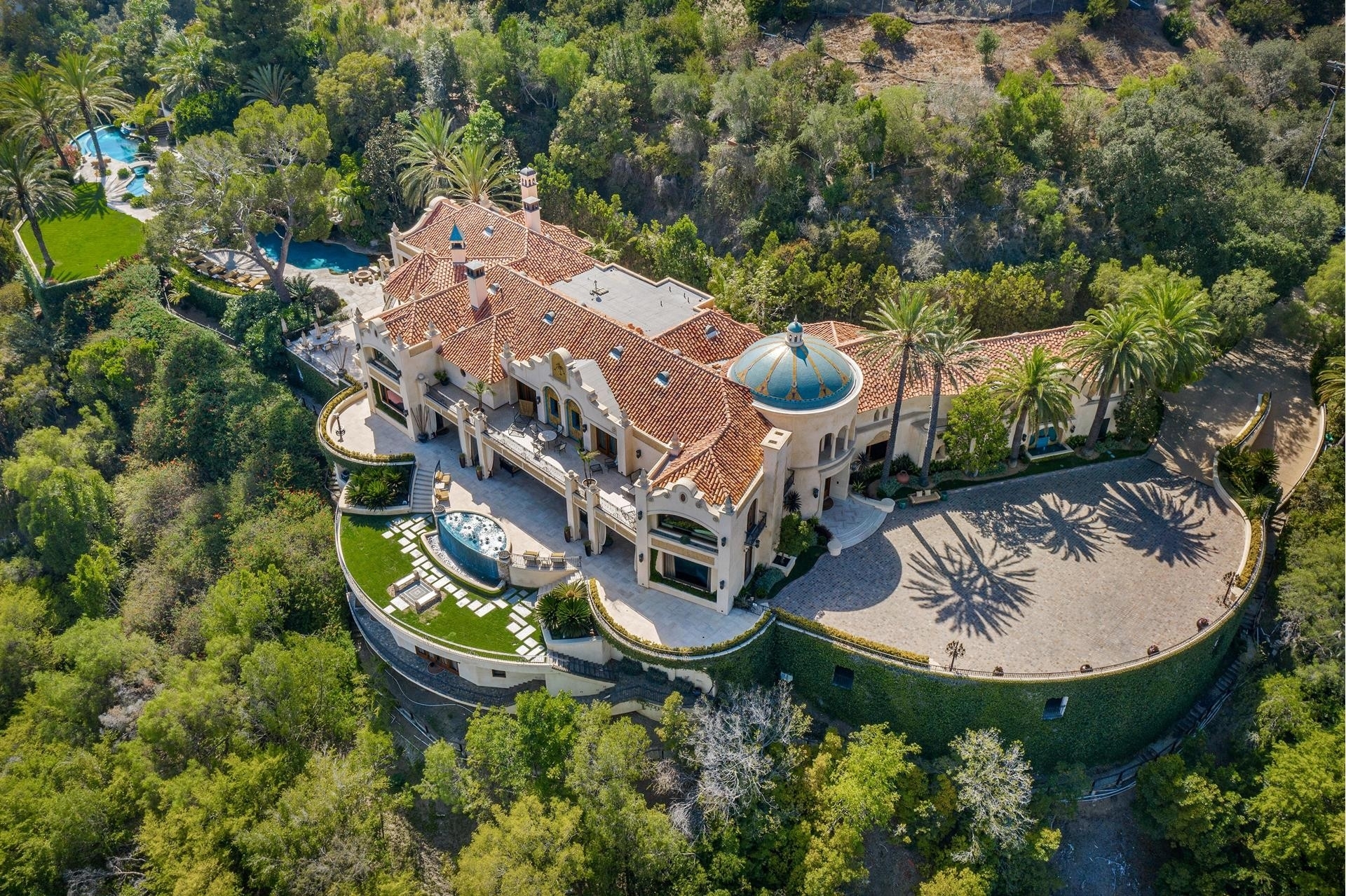 Дом на одну семью для того Продажа на Беверли Хиллс, CA 90210