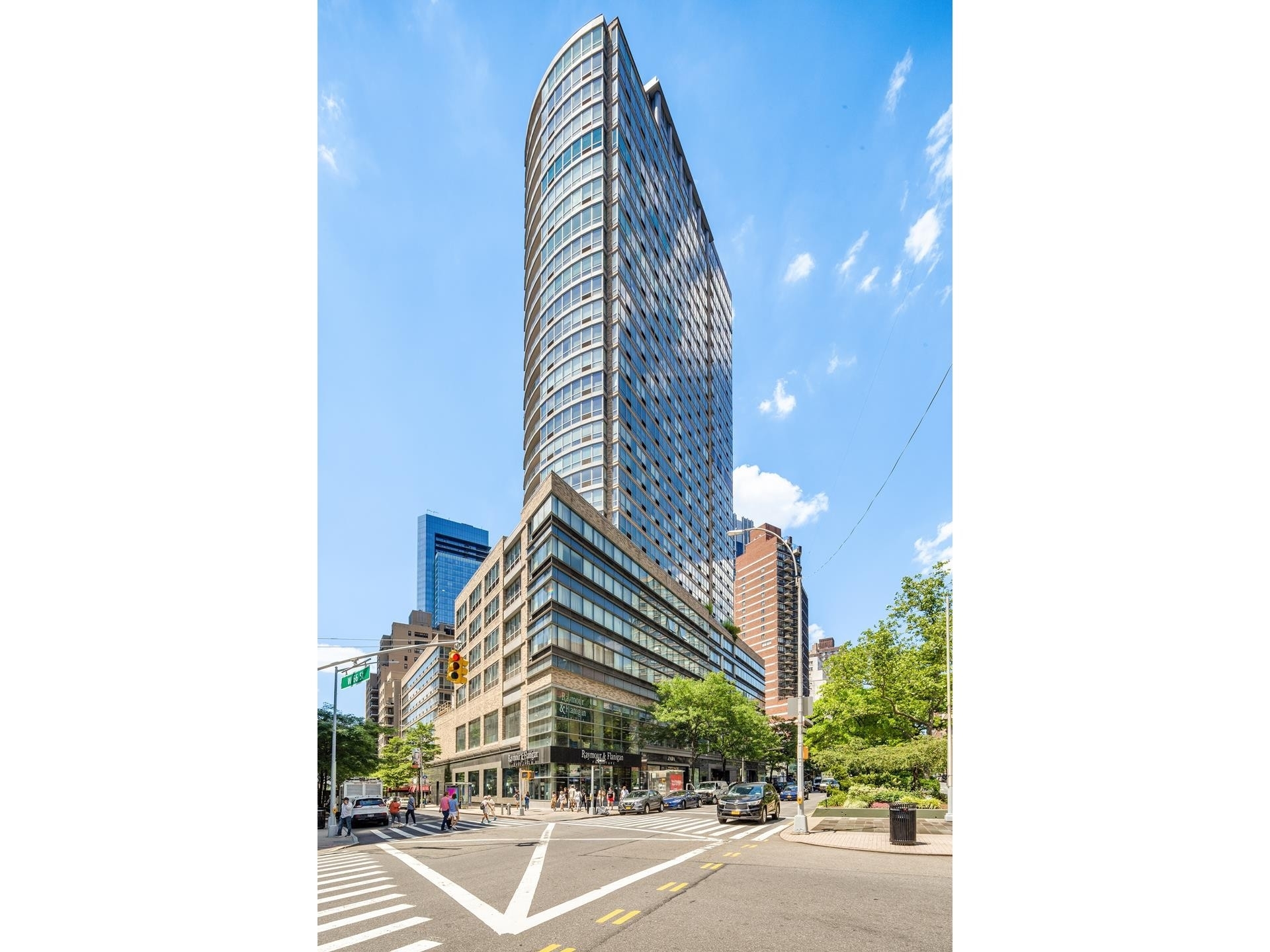 24. Condominiums for Sale at Grand Millennium, 1965 BROADWAY, 9BC Lincoln Square, New York, NY 10023