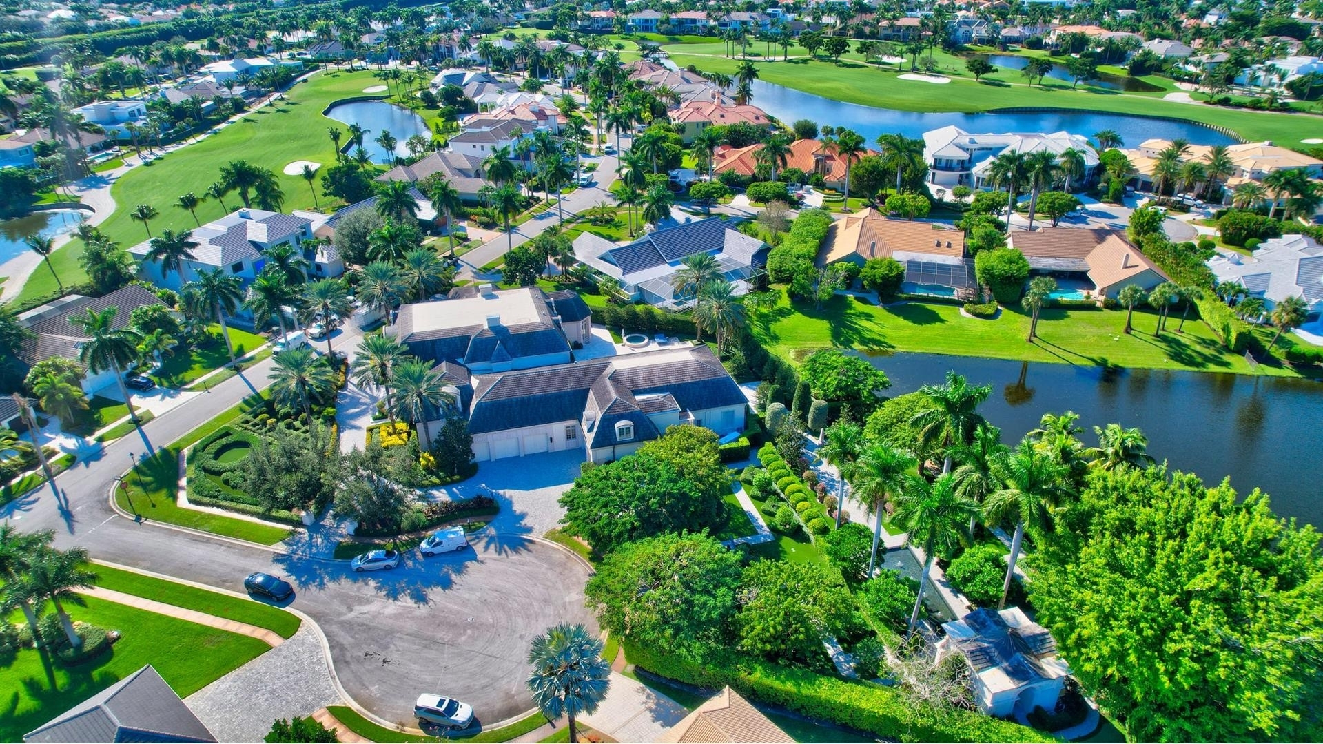 38. Single Family Homes for Sale at St. Andrews Country Club, Boca Raton, FL 33496
