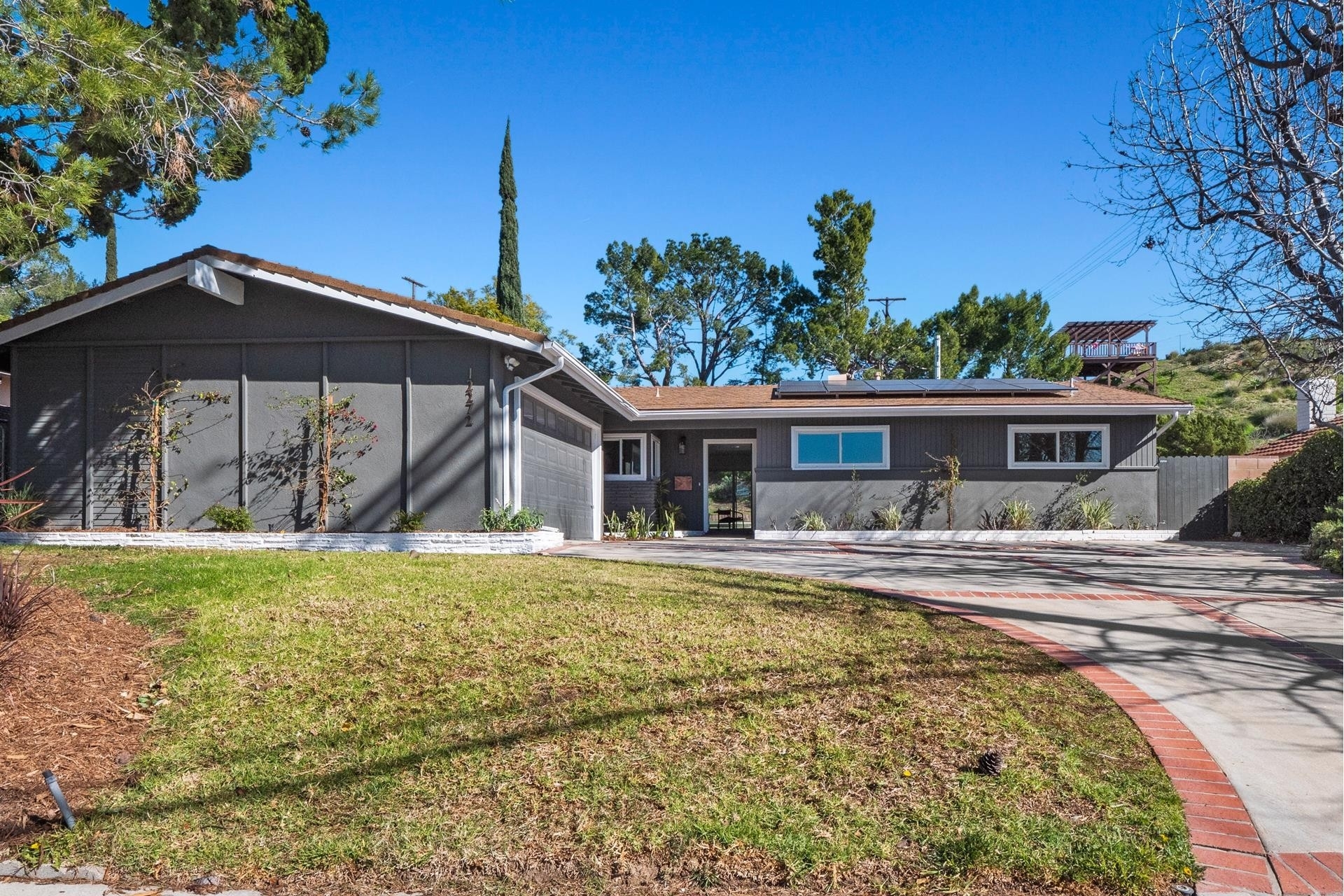 1. Single Family Homes for Sale at Granada Hills, CA 91344