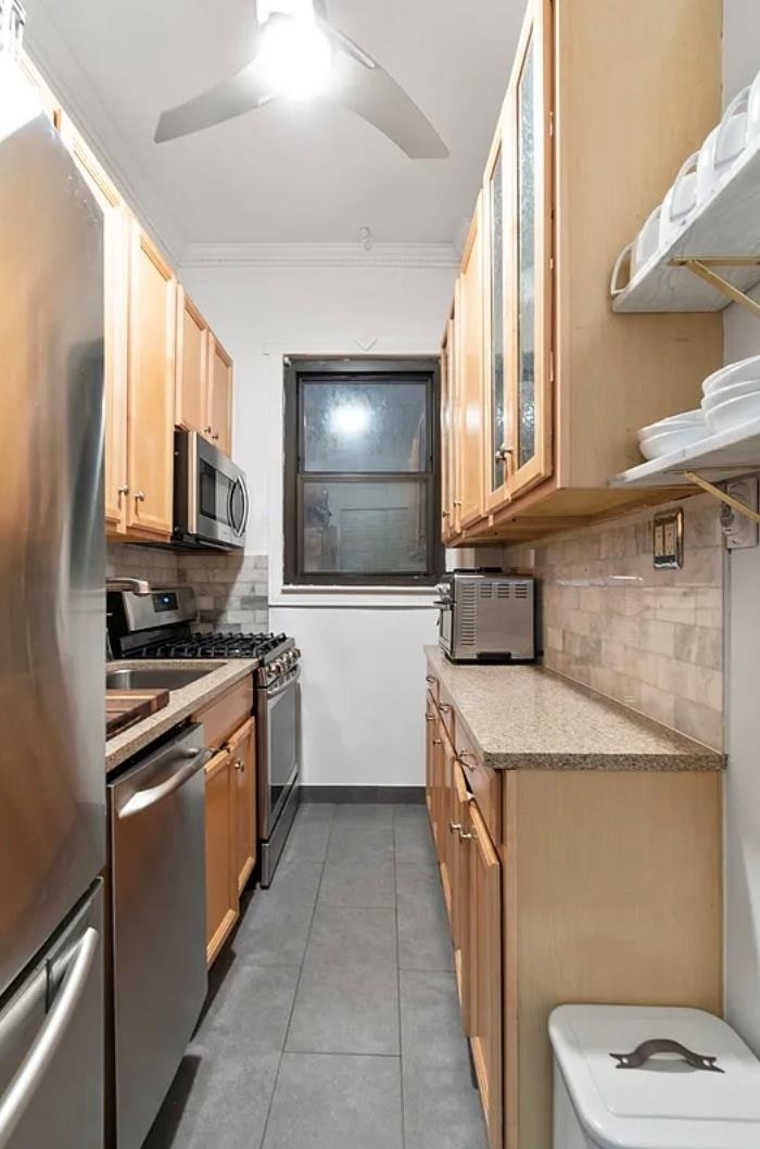 8. Condop for Sale at 320 E 86TH ST, 5B Yorkville, New York, NY 10028