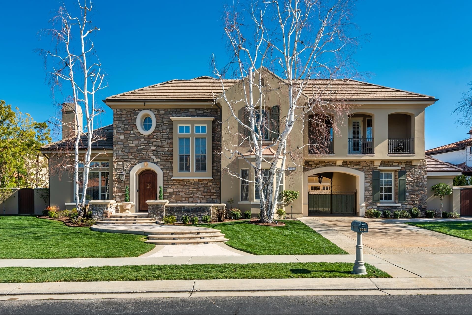 Single Family Home for Sale at The Oaks, Calabasas, CA 91302