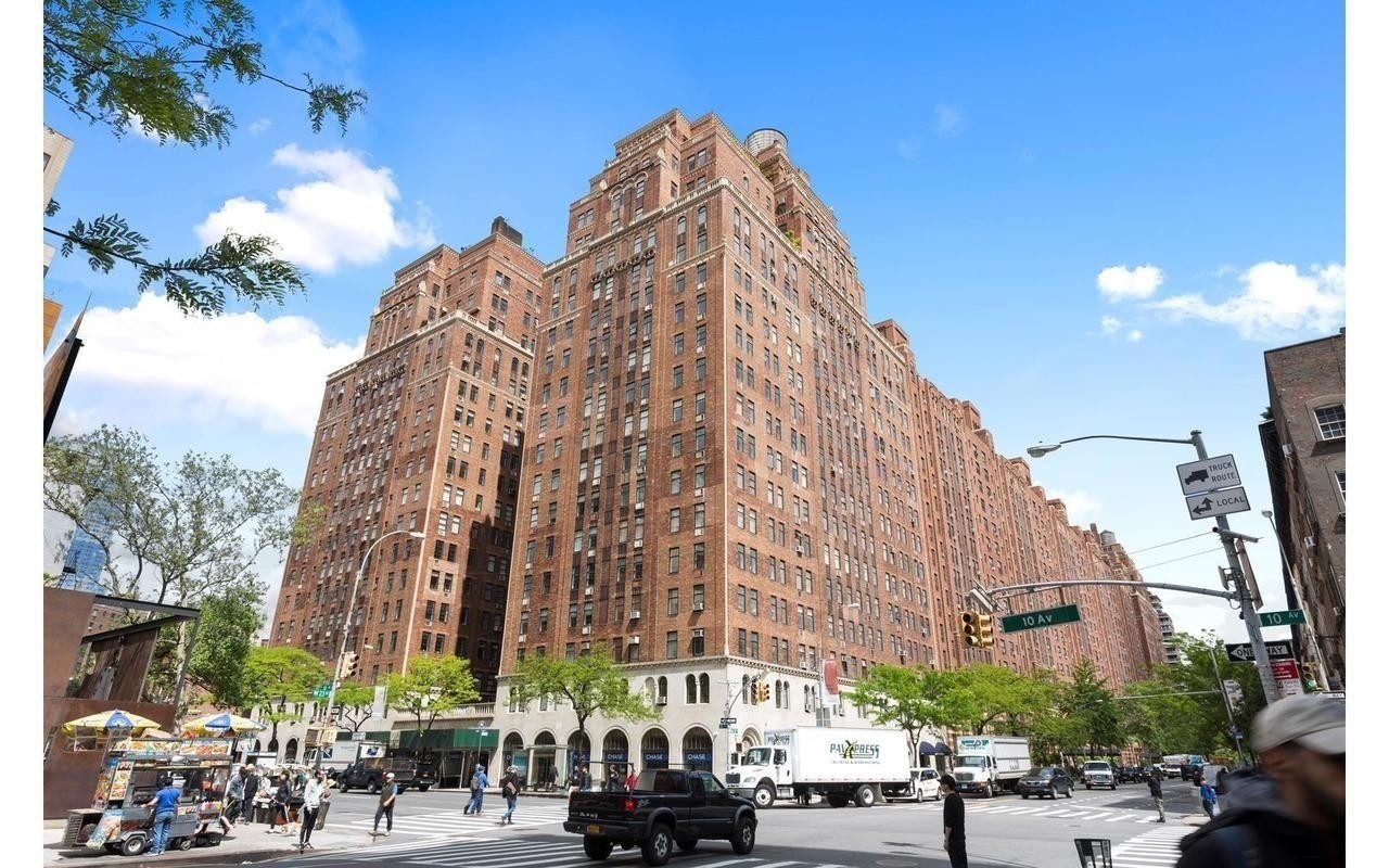 Co-op Properties for Sale at London Terrace, 465 W 23RD ST, 15H Chelsea, New York, NY 10011