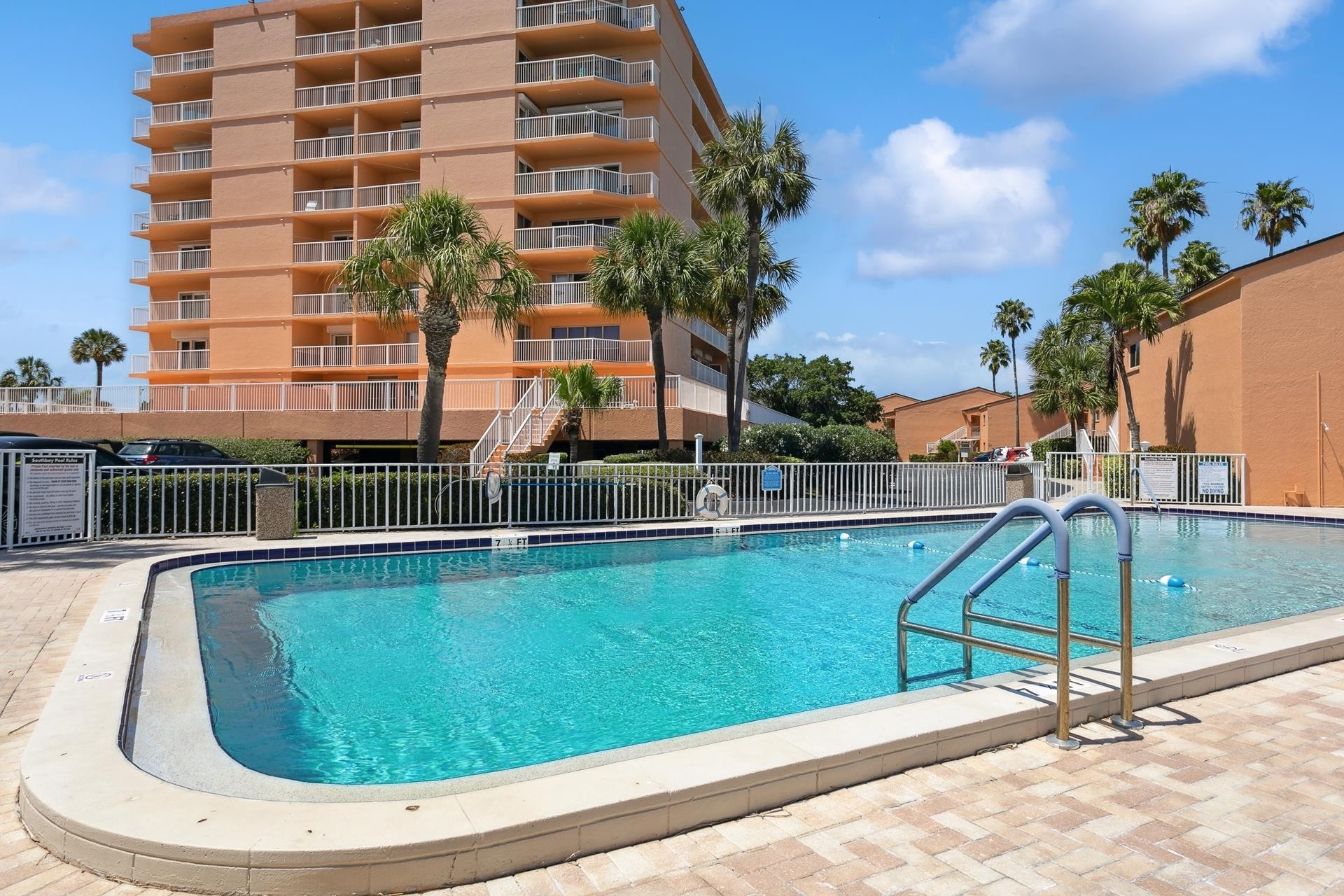 7. Condominiums for Sale at 7432 SUNSHINE SKYWAY LANE S, 505 Greater Pinellas Point, St. Petersburg, FL 33711