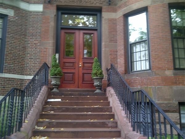 Condominium at 354 Beacon St. , 8 Boston