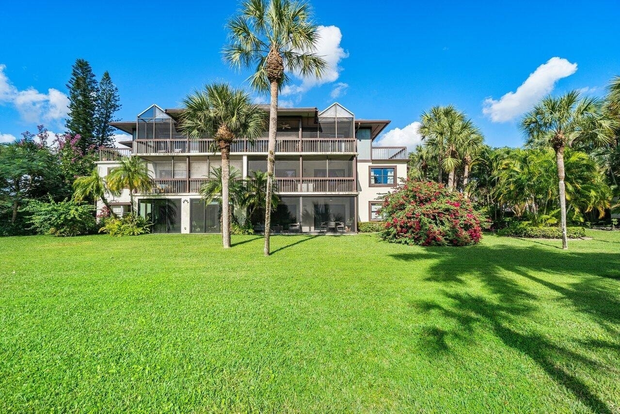 Condominium for Sale at 13362 Polo Road, B 101 Palm Beach Polo and Country Club, Wellington, FL 33414