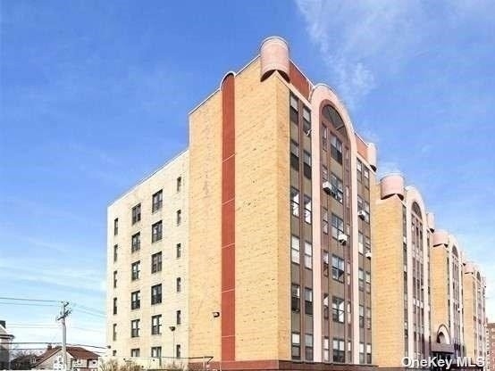 Condominium for Sale at 25 W Broadway , 106 Central District, Long Beach, NY 11561