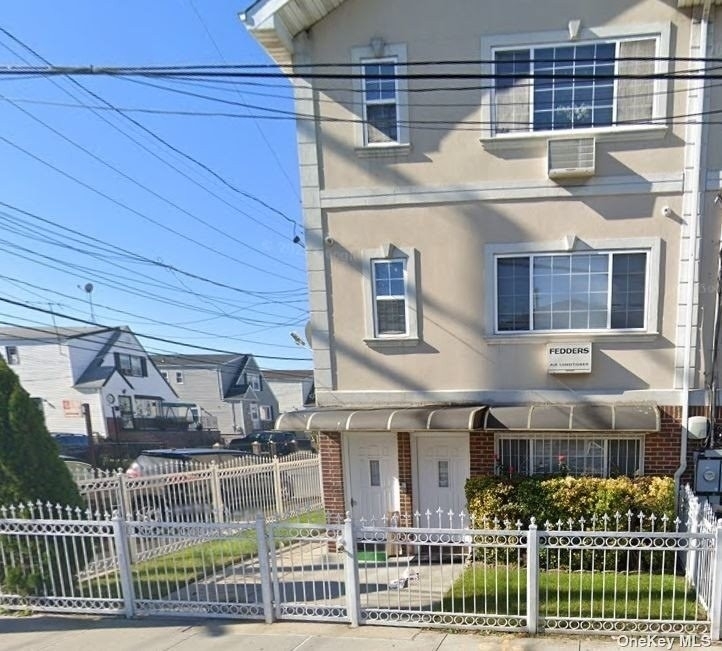 Multi Family Townhouse for Sale at 14-03 Pinson Street, 3 Far Rockaway, Queens, NY 11691