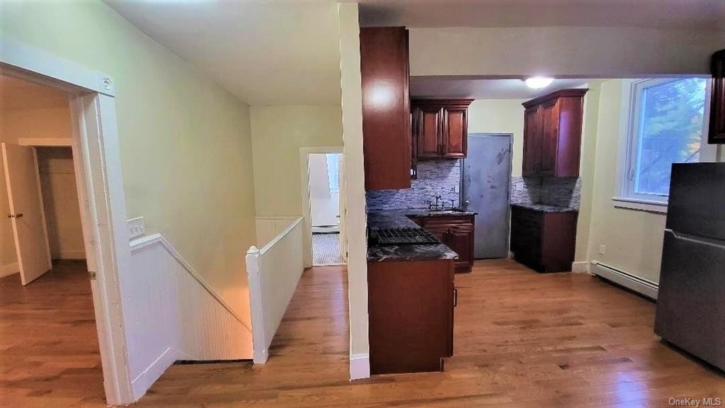 15. Multi Family Townhouse for Sale at Poughkeepsie, NY 12601