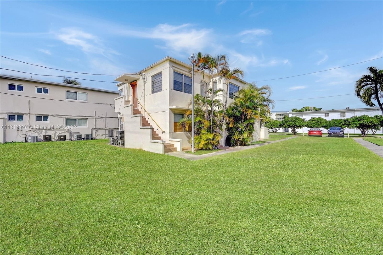 13. Multi Family Townhouse for Sale at Isle of Normandy Miami View, Miami Beach, FL 33141