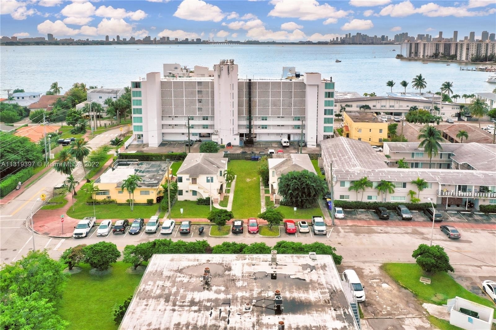 5. Multi Family Townhouse for Sale at Isle of Normandy Miami View, Miami Beach, FL 33141