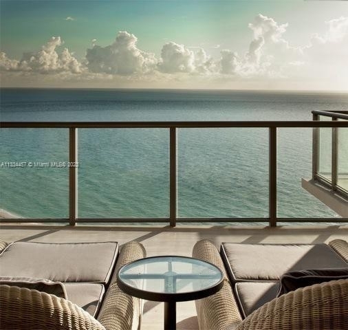 14. Condominiums for Sale at 9705 Collins Ave, 2104N Bal Harbour, FL 33154