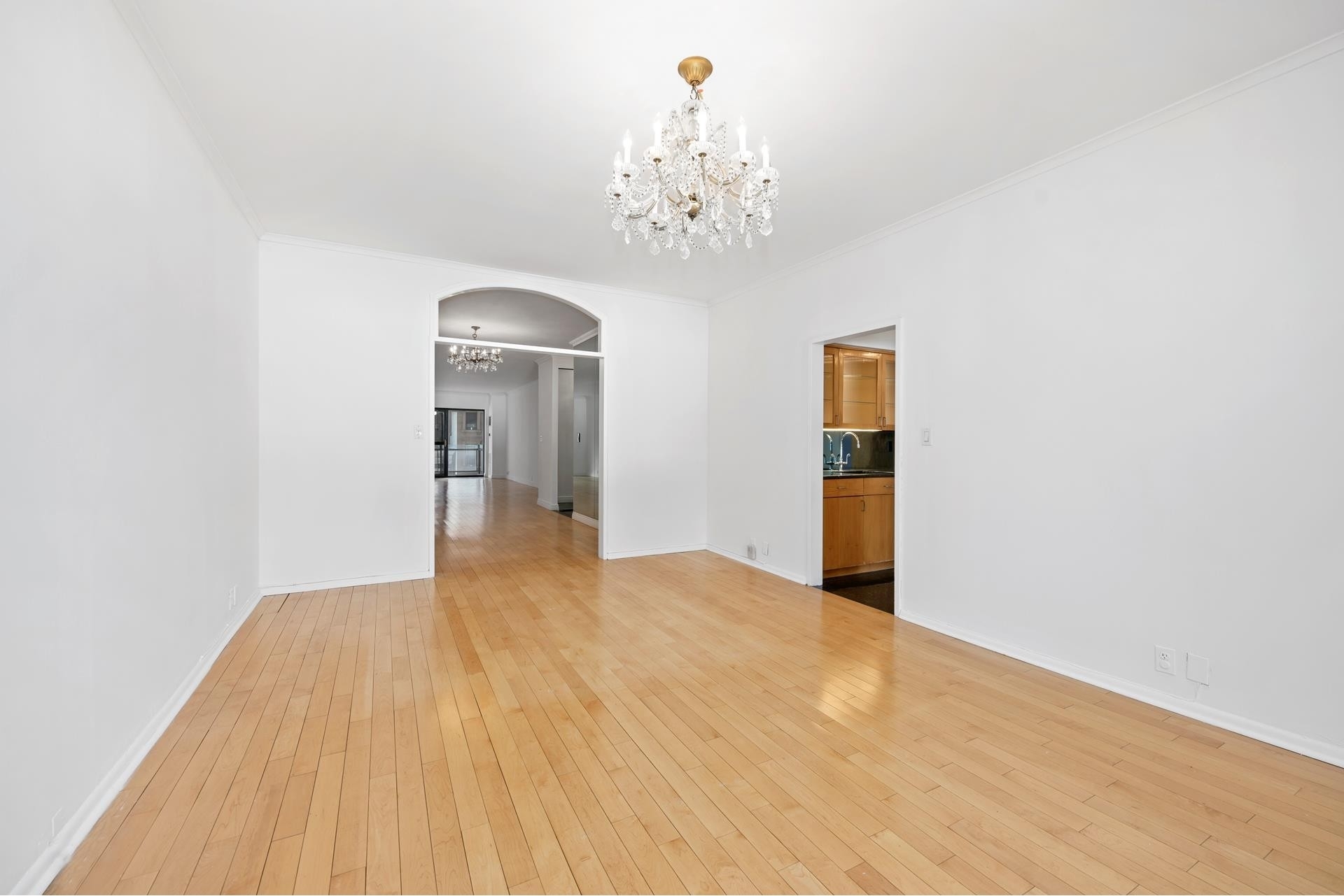 4. Co-op Properties for Sale at The Sovereign, 425 E 58TH ST , 4H Sutton Place, New York, NY 10022