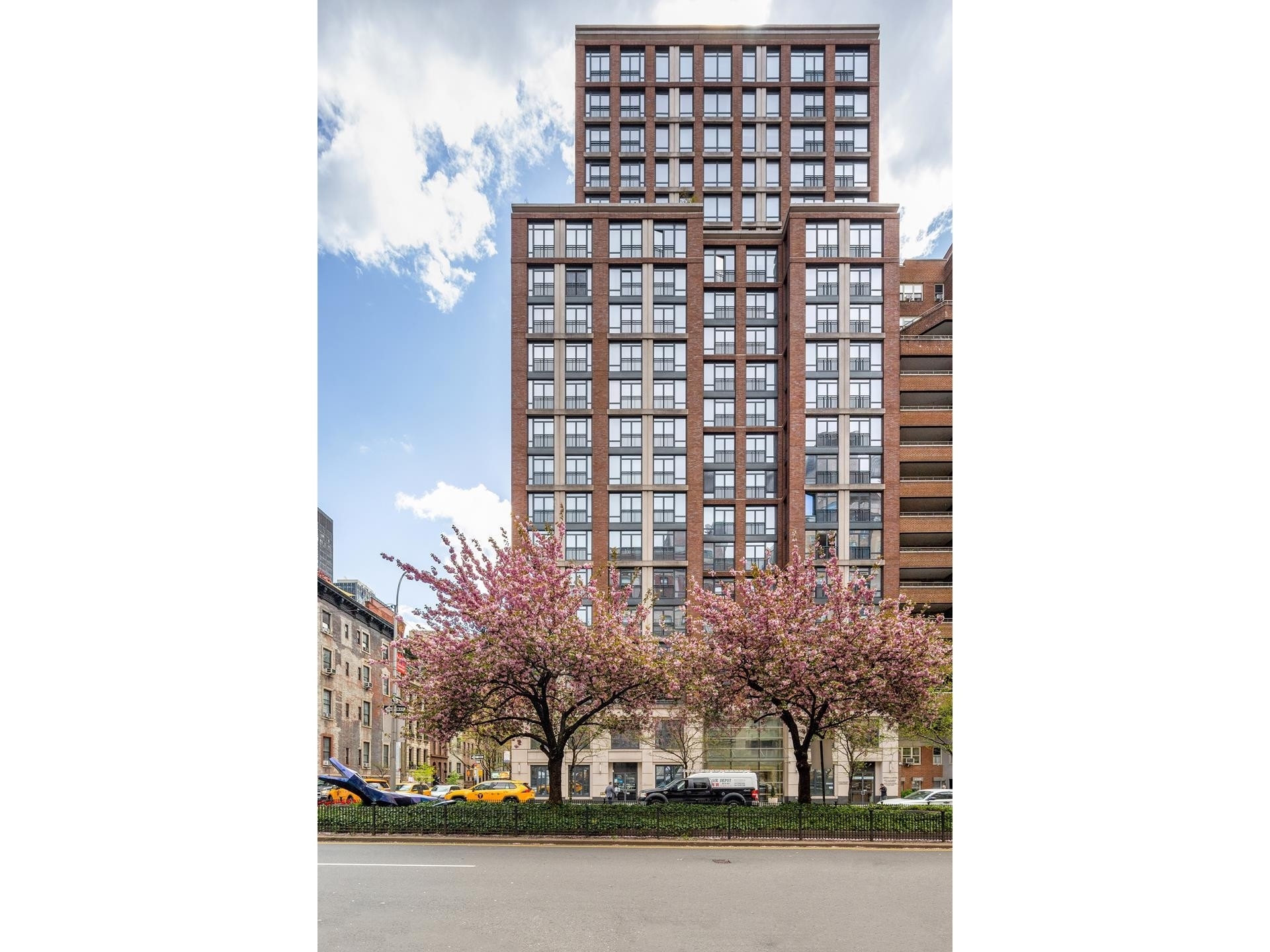 8. Condominiums for Sale at 45 PARK AVE, PH03 Murray Hill, New York, NY 10016
