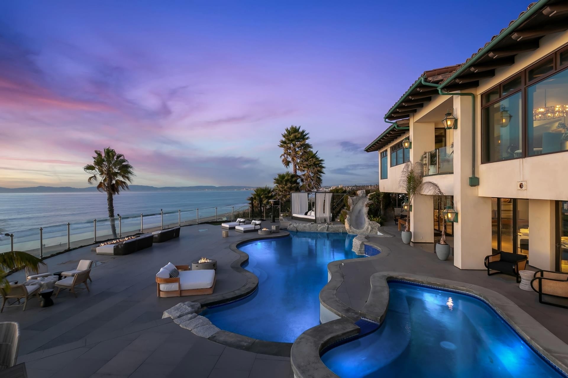 5. Single Family Homes for Sale at Redondo Beach, CA 90277