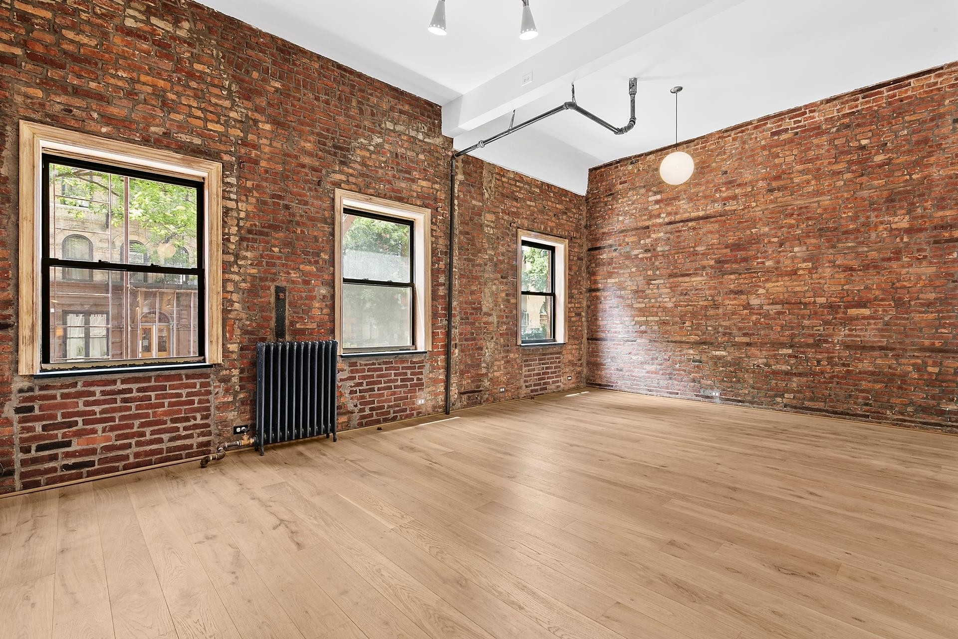 21. Single Family Townhouse for Sale at 51 E 7TH ST, TOWNHOUSE East Village, New York, NY 10003