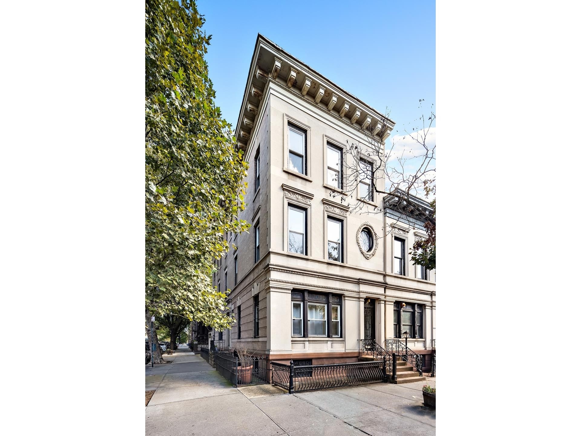 Multi Family Townhouse for Sale at 411 STUYVESANT AVE, TOWNHOUSE Bedford Stuyvesant, Brooklyn, NY 11233
