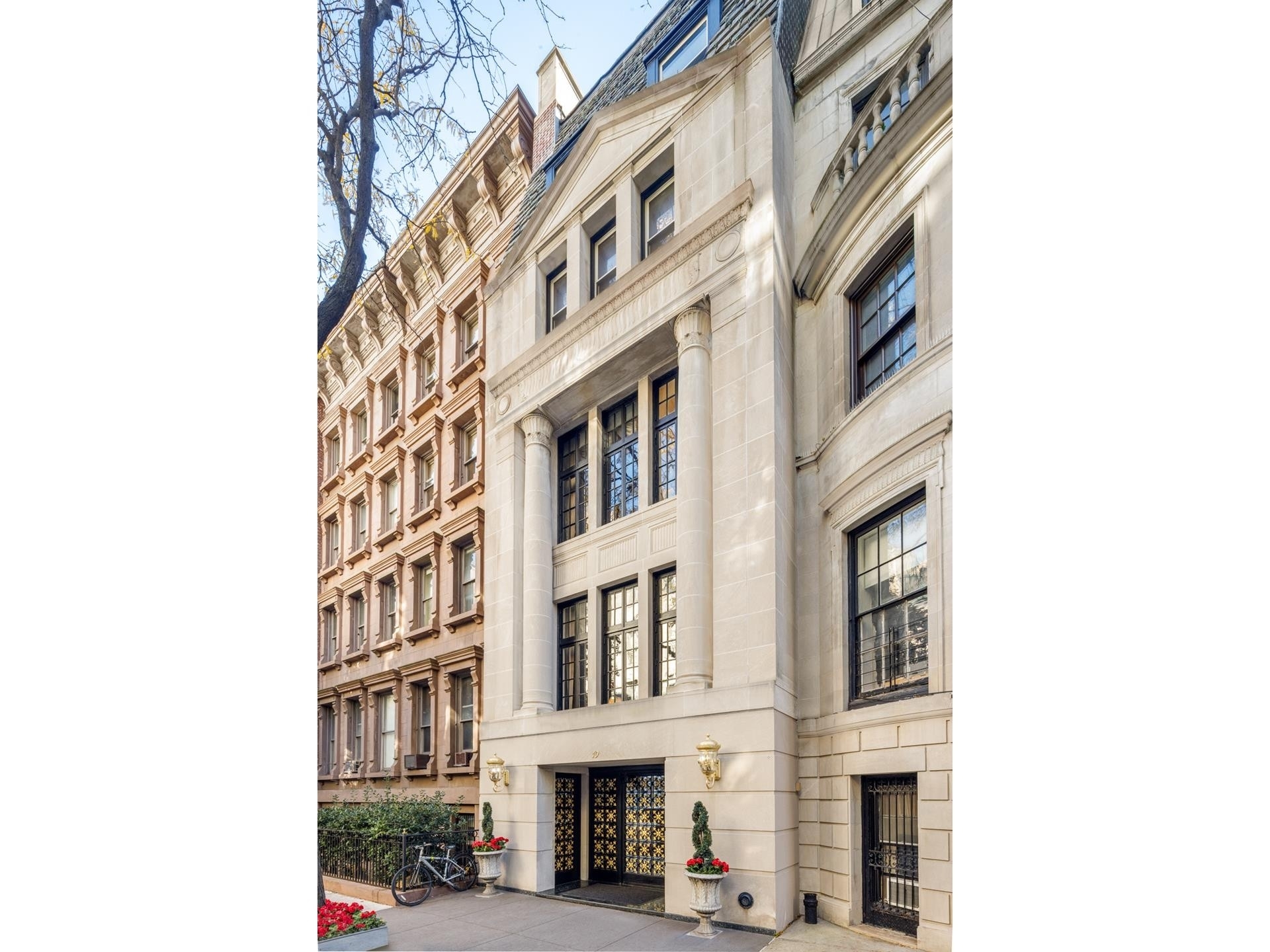 2. Single Family Townhouse for Sale at 10 E 64TH ST, TOWNHOUSE Lenox Hill, New York, NY 10065