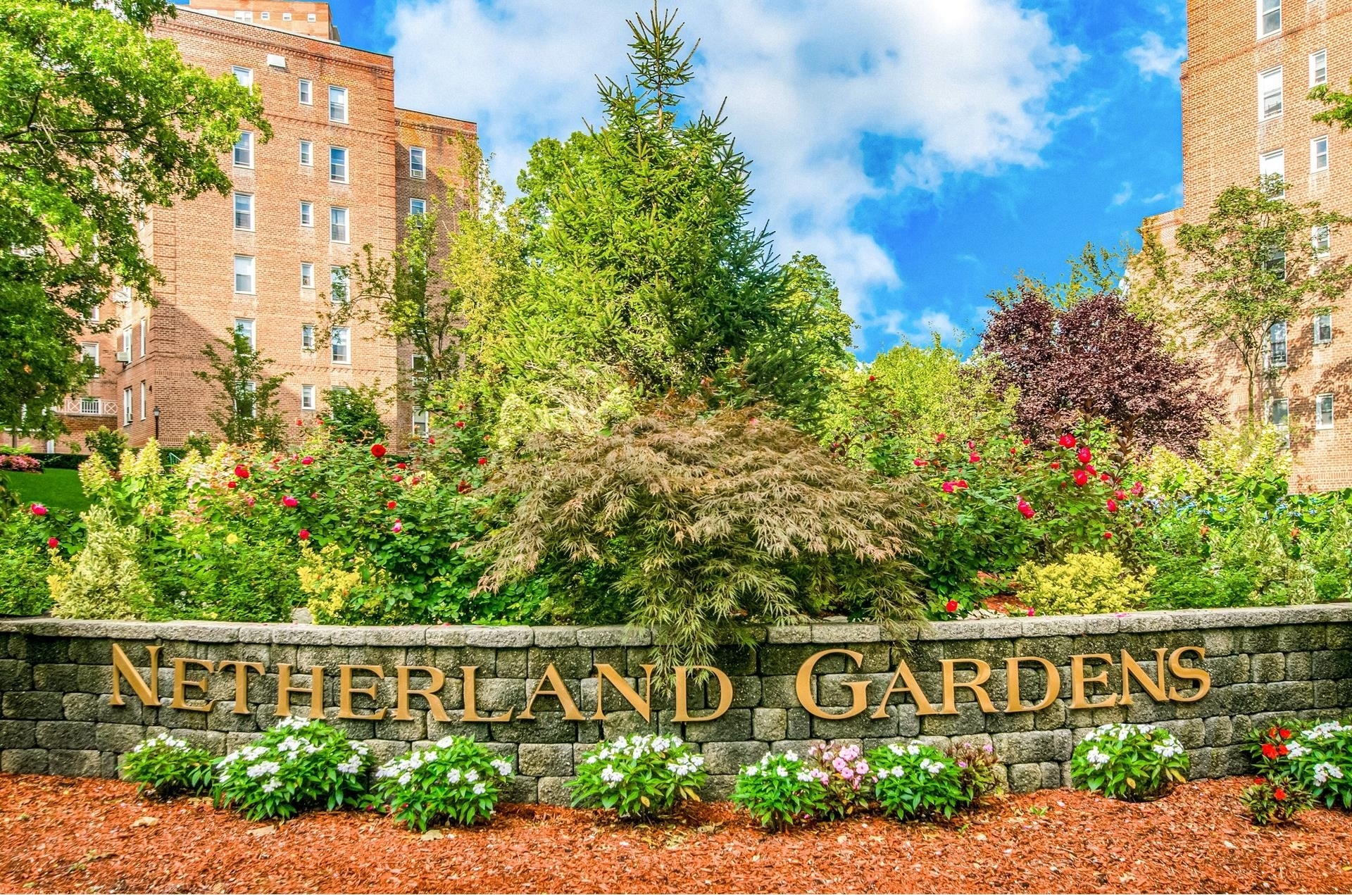 12. Co-op Properties for Sale at Netherland Gardens, 5615 NETHERLAND AVE, 6G North Riverdale, Bronx, NY 10471