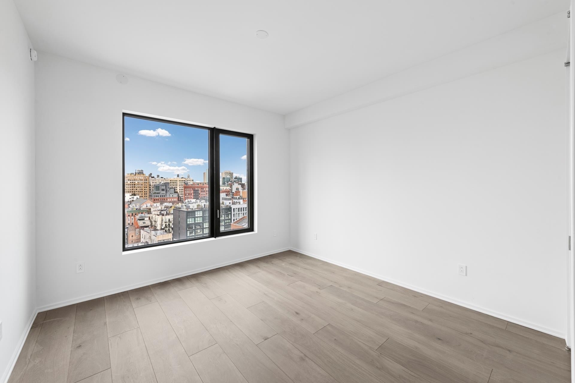 27. Condominiums for Sale at 212 W 93RD ST, PHA Upper West Side, New York, NY 10025
