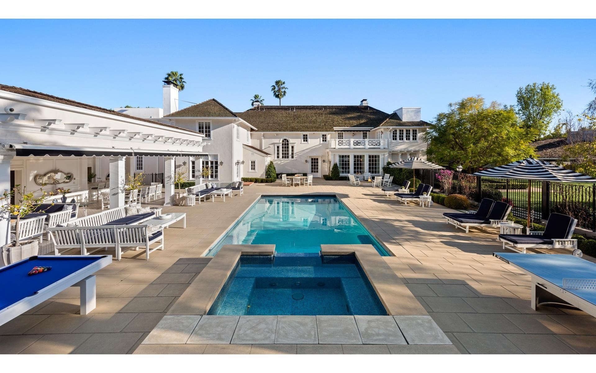 29. Single Family Townhouse for Sale at 2 Oak Knoll Terrace, Pasadena, CA Oak Knoll, Pasadena, CA 91106