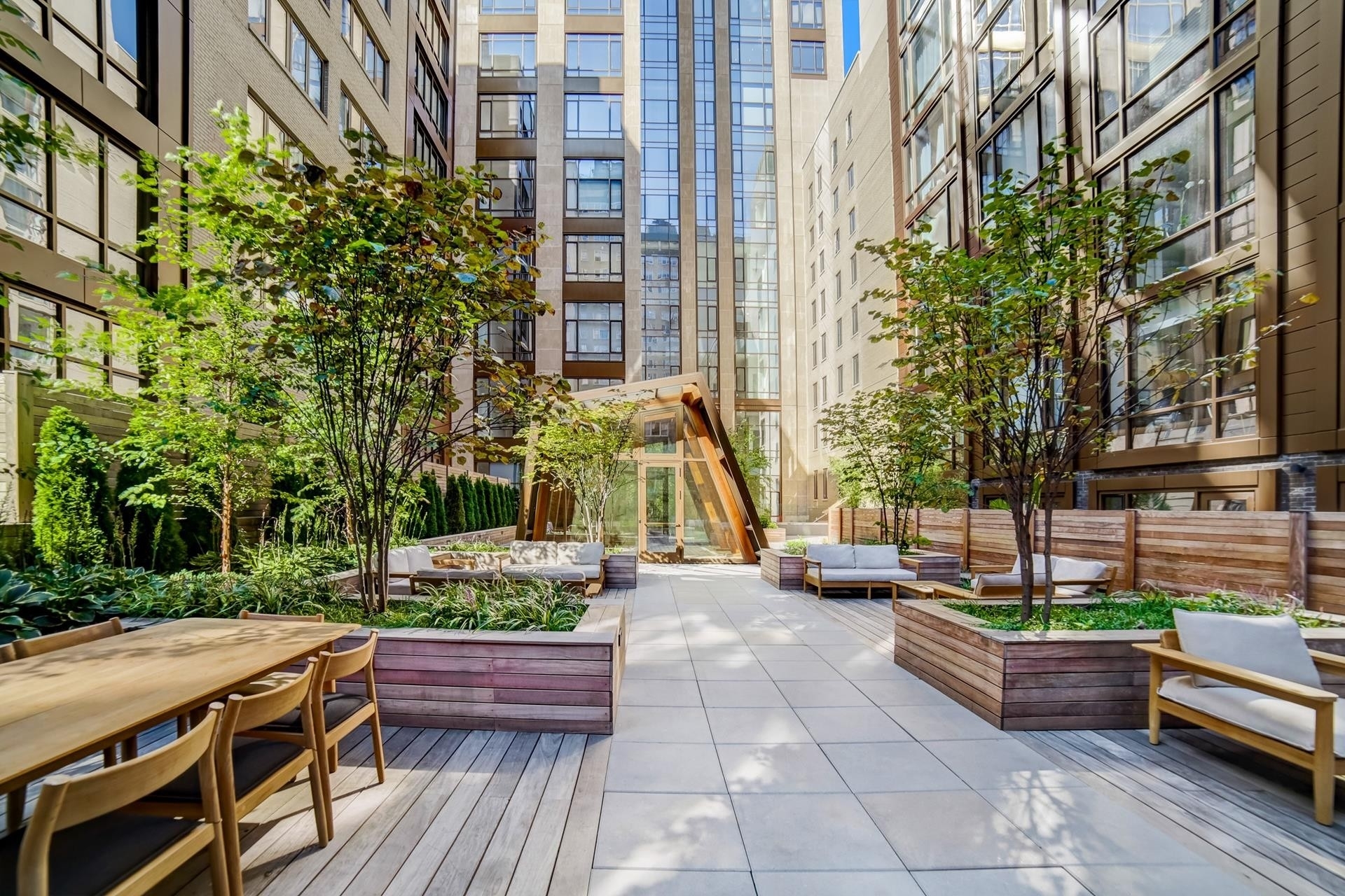 9. Condominiums for Sale at Gramercy Square, 215 E 19TH ST, 7A Gramercy Park, New York, NY 10003