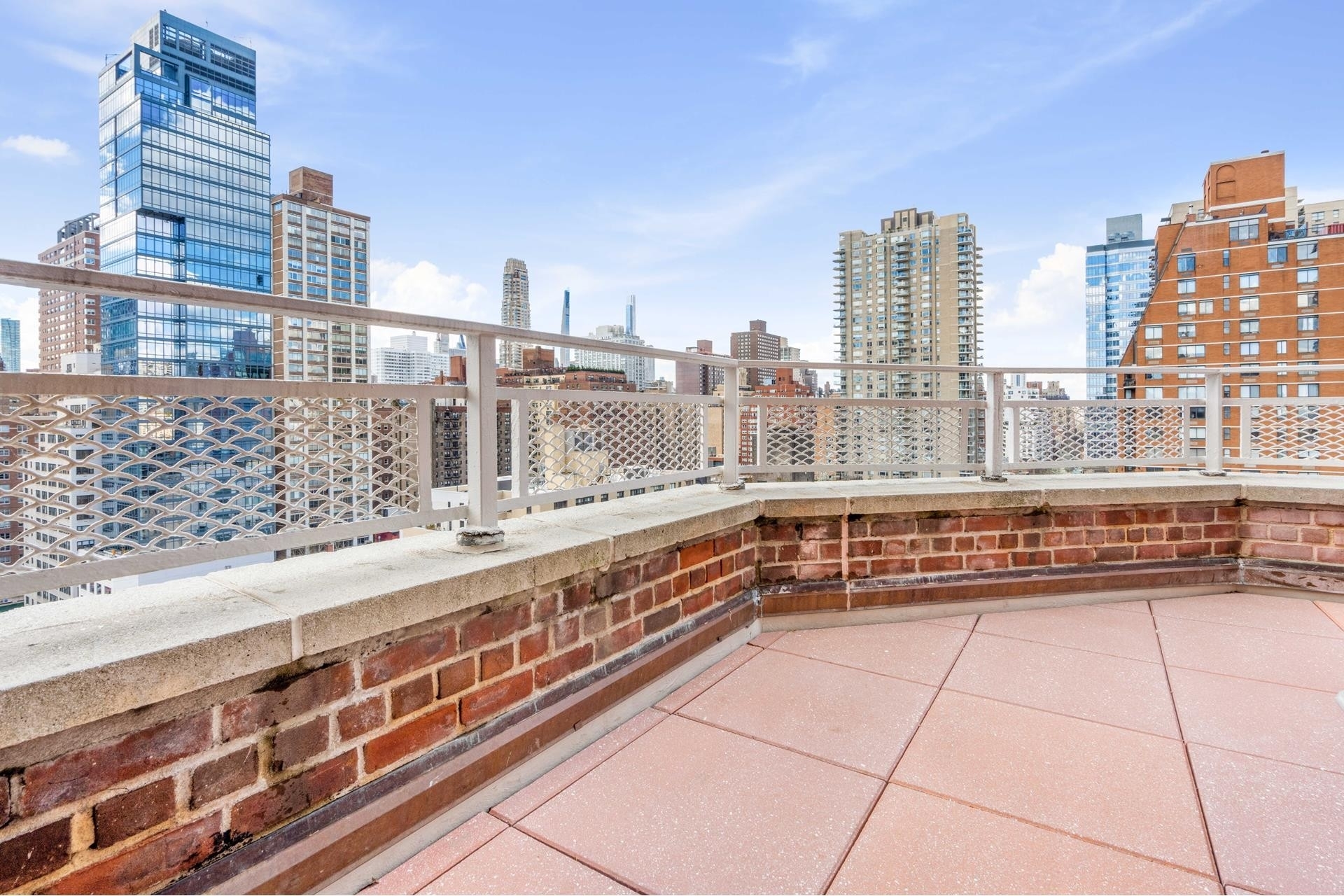 22. Co-op Properties for Sale at The Amherst, 401 E 74TH ST, PHH Lenox Hill, New York, NY 10021